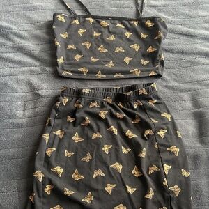 Women’s shirt and skirt